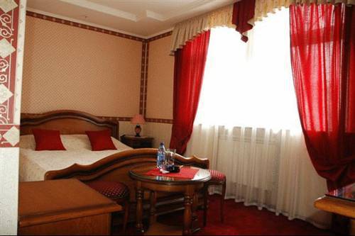 Perlyna Dnipra Hotell Kiev Exteriör bild